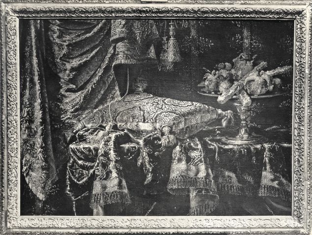Agenzia Dufoto — Fieravino Francesco - sec. XVII - Natura morta con tappeti, tende, cuscino e frutta candita — insieme
